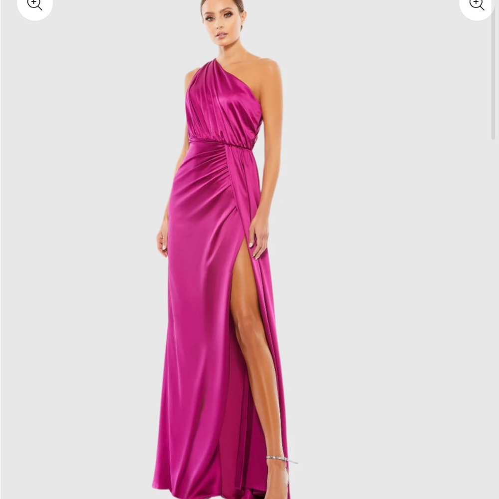 IEENA FOR MAC DUGGAL
Purple Gathered One Shoulder Satin Wrap Gown